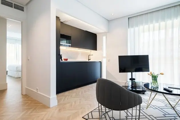 Feelathome Waldorf Suites Apartments - Mutfak