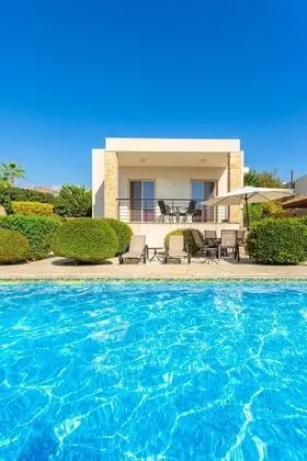Villa Felice Large Private Pool Walk to Beach Sea Views A C Wifi Car Not Required - 2776 - Oda