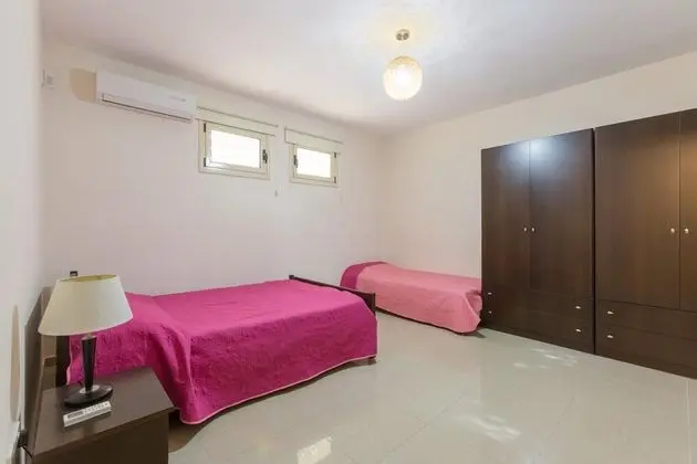 Villa Felice Large Private Pool Walk to Beach Sea Views A C Wifi Car Not Required - 2776 - Oda