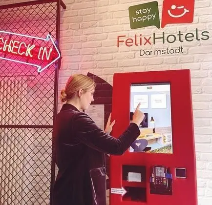 Felix Hotel Darmstadt - Lobi