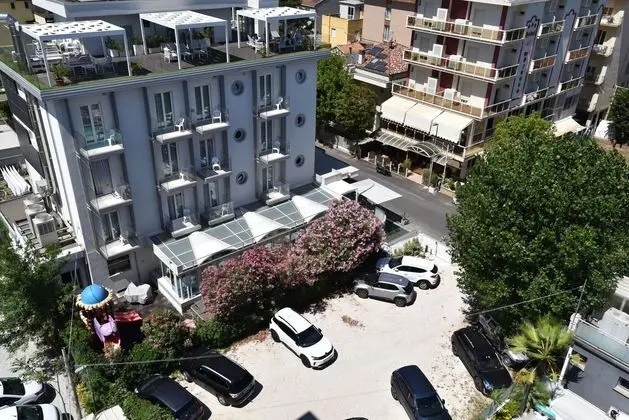 Hotel Felix - Dış Mekan