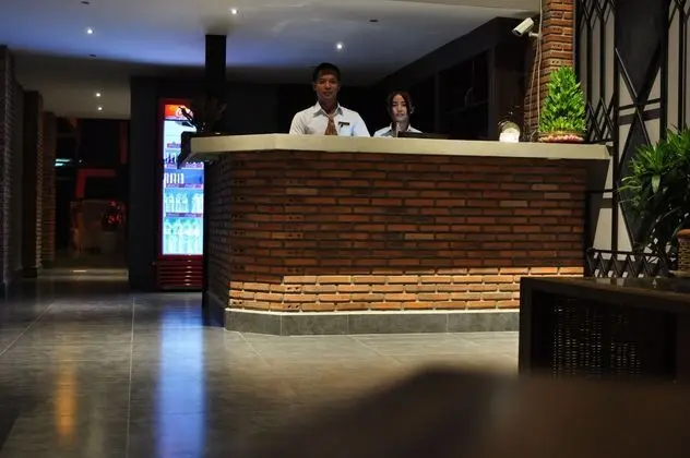FELIZ HOSTEL CAFE BAR - Lobi
