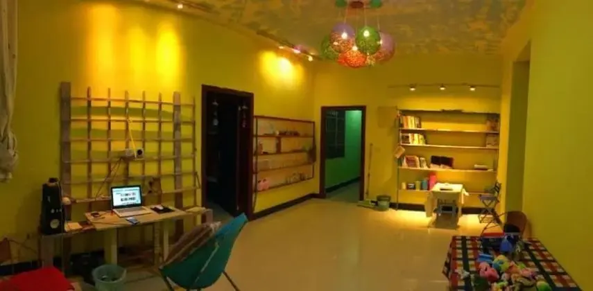 Fenghuang Long Time No See Hostel - Lobi