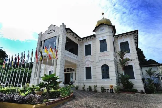 Fenix Inn