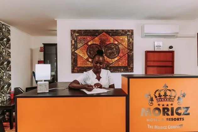 Fenyves Hotel - Lobi