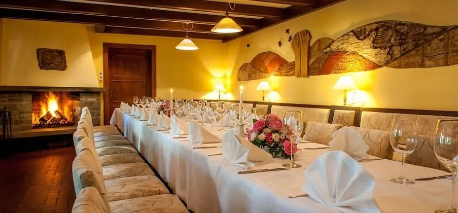 Ferienhotel Augustusburg - İç Mekan
