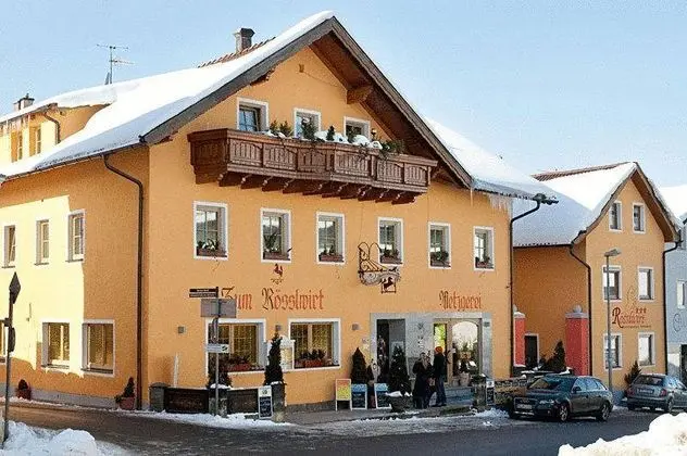 Hotel-Ferienhaus-Metzgerei Rösslwirt