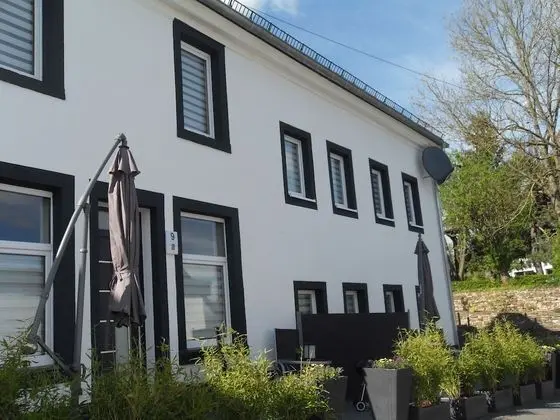 Ferienhaus Nettes Landhaus - Dış Mekan