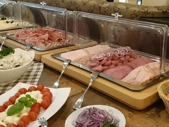 Ferienweingut Stein - Yerinde Yemek