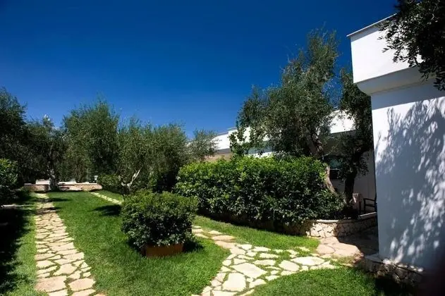 Ferienwohnung Ulivo mit Pool und Privatstrand - Dış Mekan