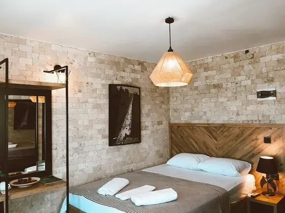 Fermaki Rooms
