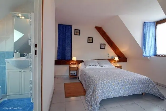 Ferme Cidricole Hugues Desfrièches - 1