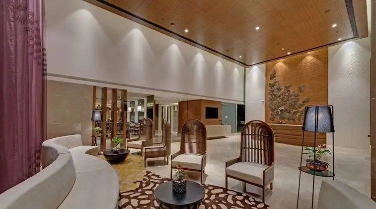 The Fern Goregaon - Lobi