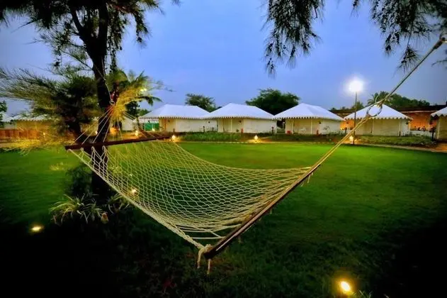The Fern Seaside Luxurious Tent Resort - Dış Mekan