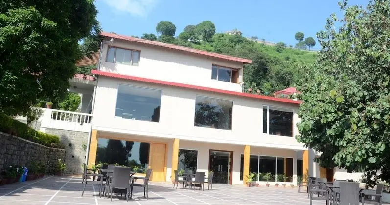 The Fern Surya Resort Kasauli Hills Dharampur - Öne Çıkan Resim