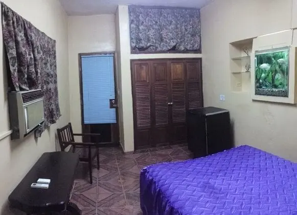 Fernandez Room Rentals - Oda