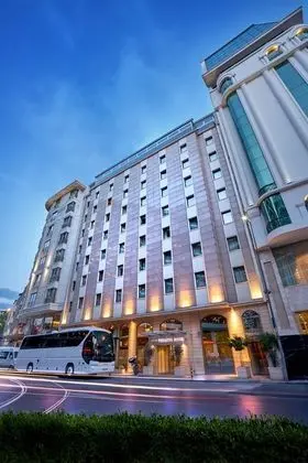 Feronya Hotel - 1