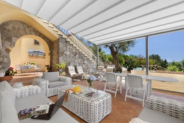 Villa Ferrara With Infinity Pool Sea View Parking and Garden - Oda