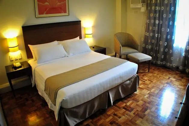 Fersal Hotel Neptune Makati - Oda