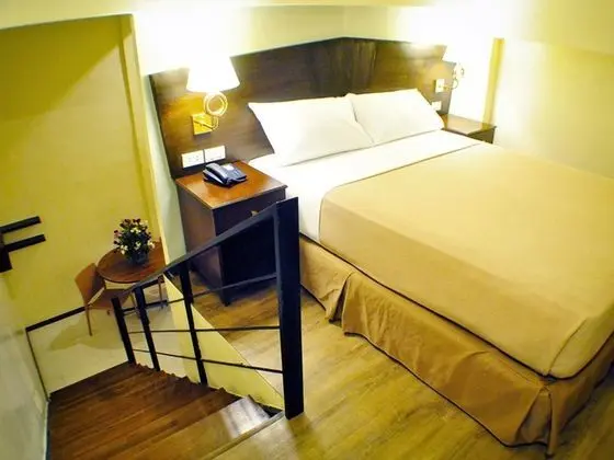 Fersal Hotel Quezon City - Genel