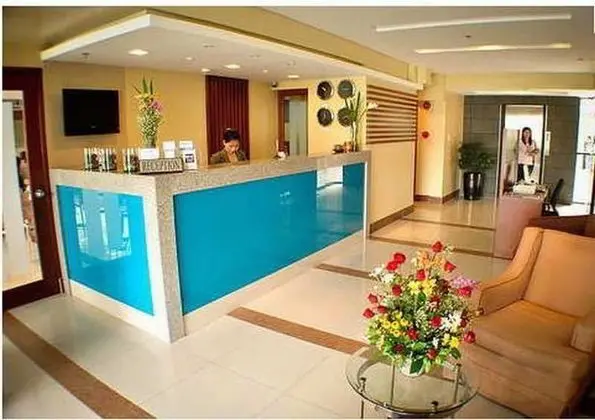 Fersal Hotel Quezon City - Lobi