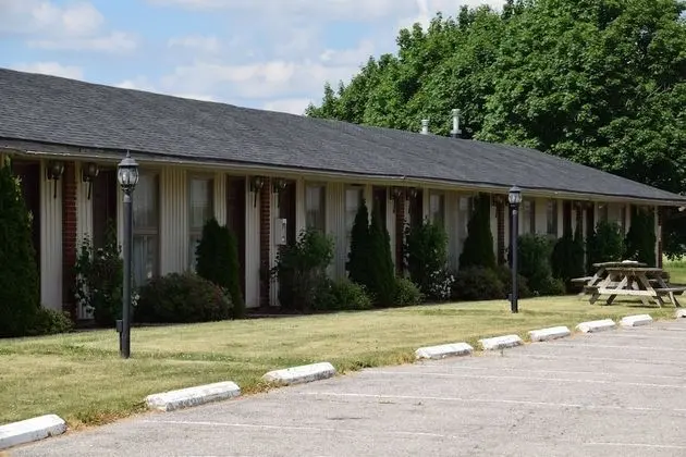 Festival Inn