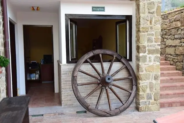Feudi Enchestre B&B - Lobi