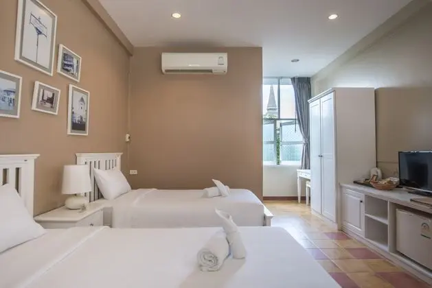 Feung Nakorn Balcony Rooms & Cafe - Oda