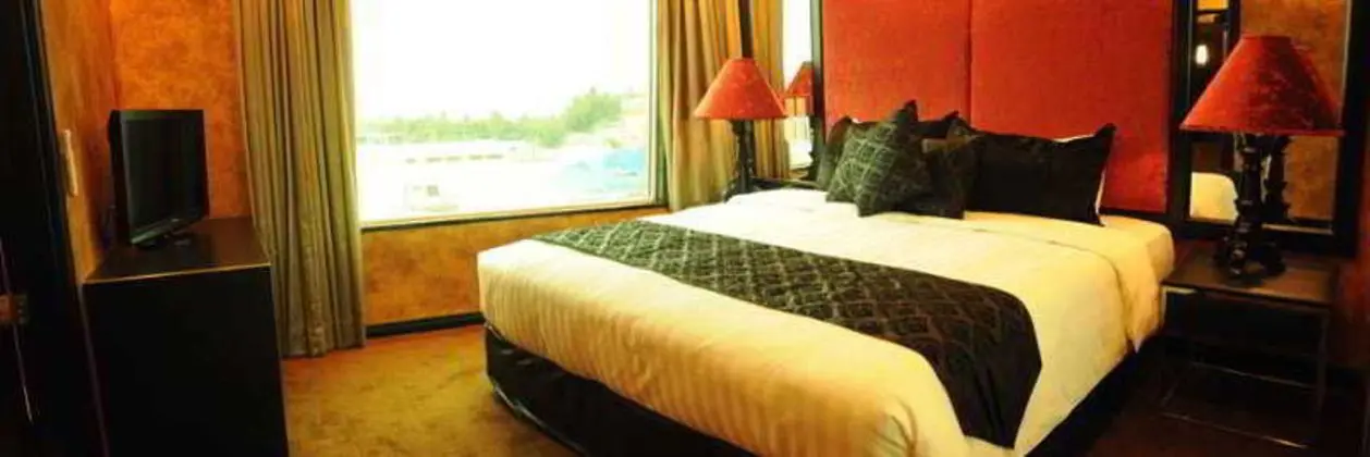 Fields Plaza Suites - Oda