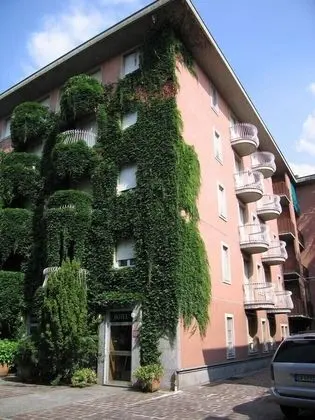 Hotel Fiesta - Dış Mekan