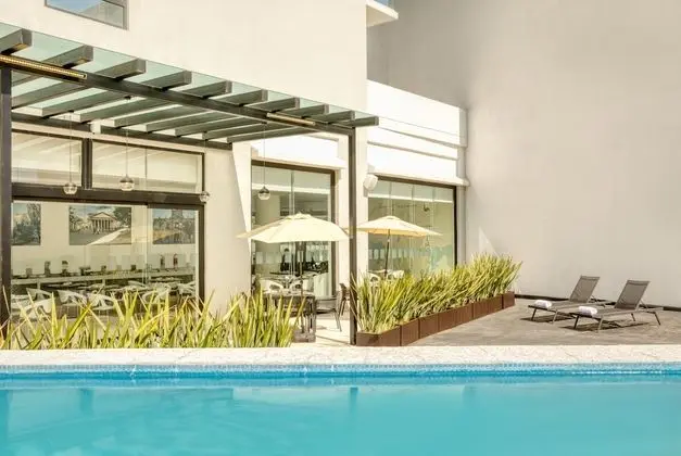 Fiesta Inn Guadalajara Aeropuerto - Havuz