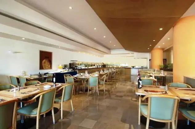 Fiesta Inn Hermosillo - Yeme / İçme