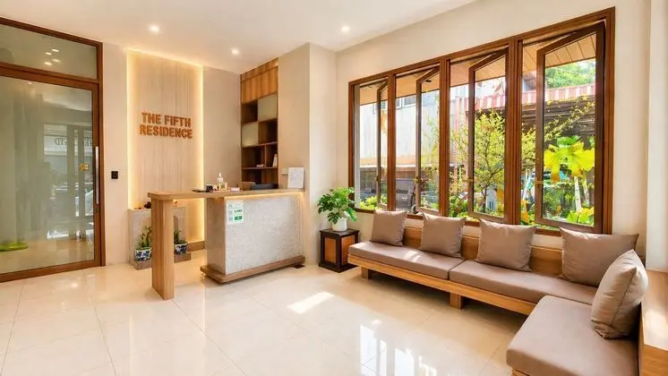 The Fifth Residence - Lobi