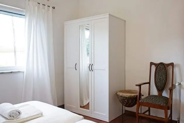 Fig Tree Family House w 4 Bedrooms, Garden & Pool