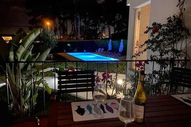 Fig Tree Family House w 4 Bedrooms, Garden & Pool - Havuz