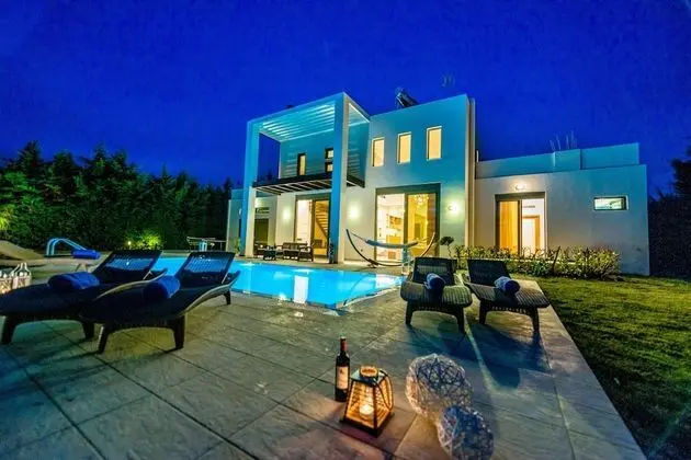 Filerimos Oasis Villa - Havuz