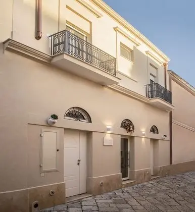 FILIA SOLIS - Old Town SUITEs & SPA - Dış Mekan
