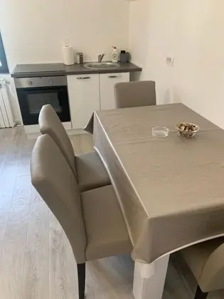 Filipovic rent a car & apartments - Mutfak