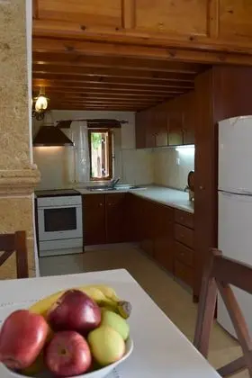 Filippou Villa - Living In Nature - Mutfak