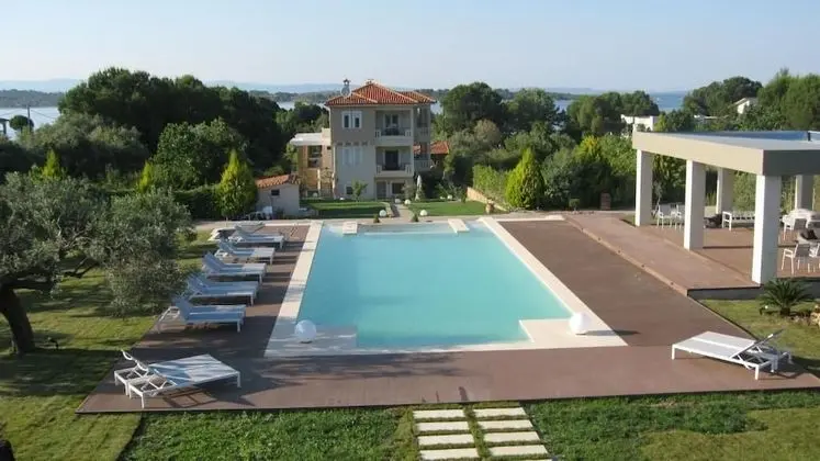 Fillis House