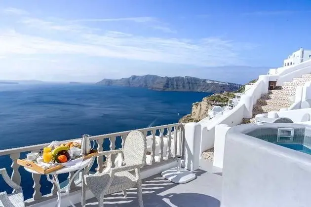 Filotera Suites