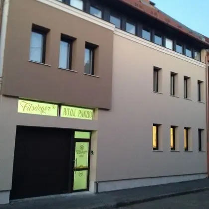 Filsdeger Royal Panzió - Dış Mekan