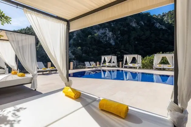 Finca Hotel Albellons Parc Natural - Havuz