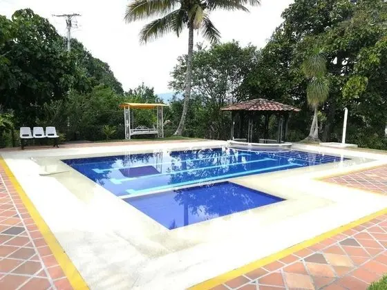 Finca Hotel La Bonita - Havuz