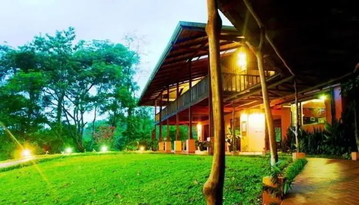 Finca Luna Nueva Lodge