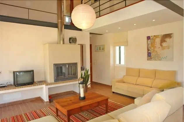 Fincas Mallorca family house with pool - Oda Düzeni