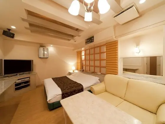 Fine Biwako I - Adults Only - Oda