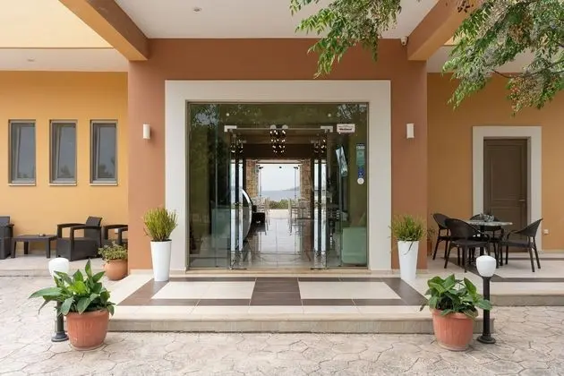 Finiki Plaza - Dış Mekan