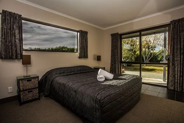 Fiordland Great Views Holiday Park - Oda