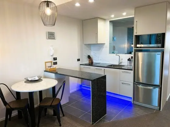 Fiordland Lakeview Motel and Apartments - Mutfak